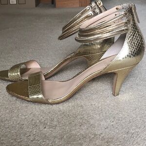 Vince Camuto size 10